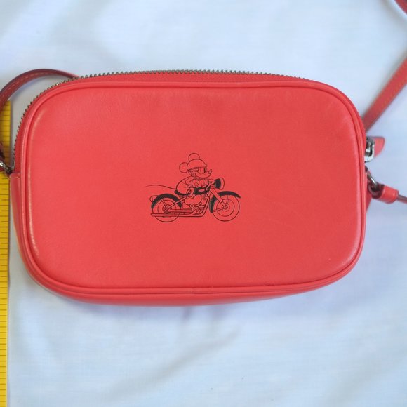 Coach Red Disney Limited Edition crossbody bag - Picture 9 of 10